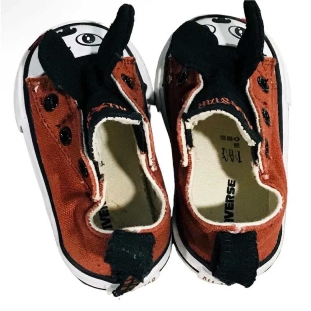 Converse Low Top All Star Chuck Taylor Dog Infant Toddler Slip On Shoes Size 4